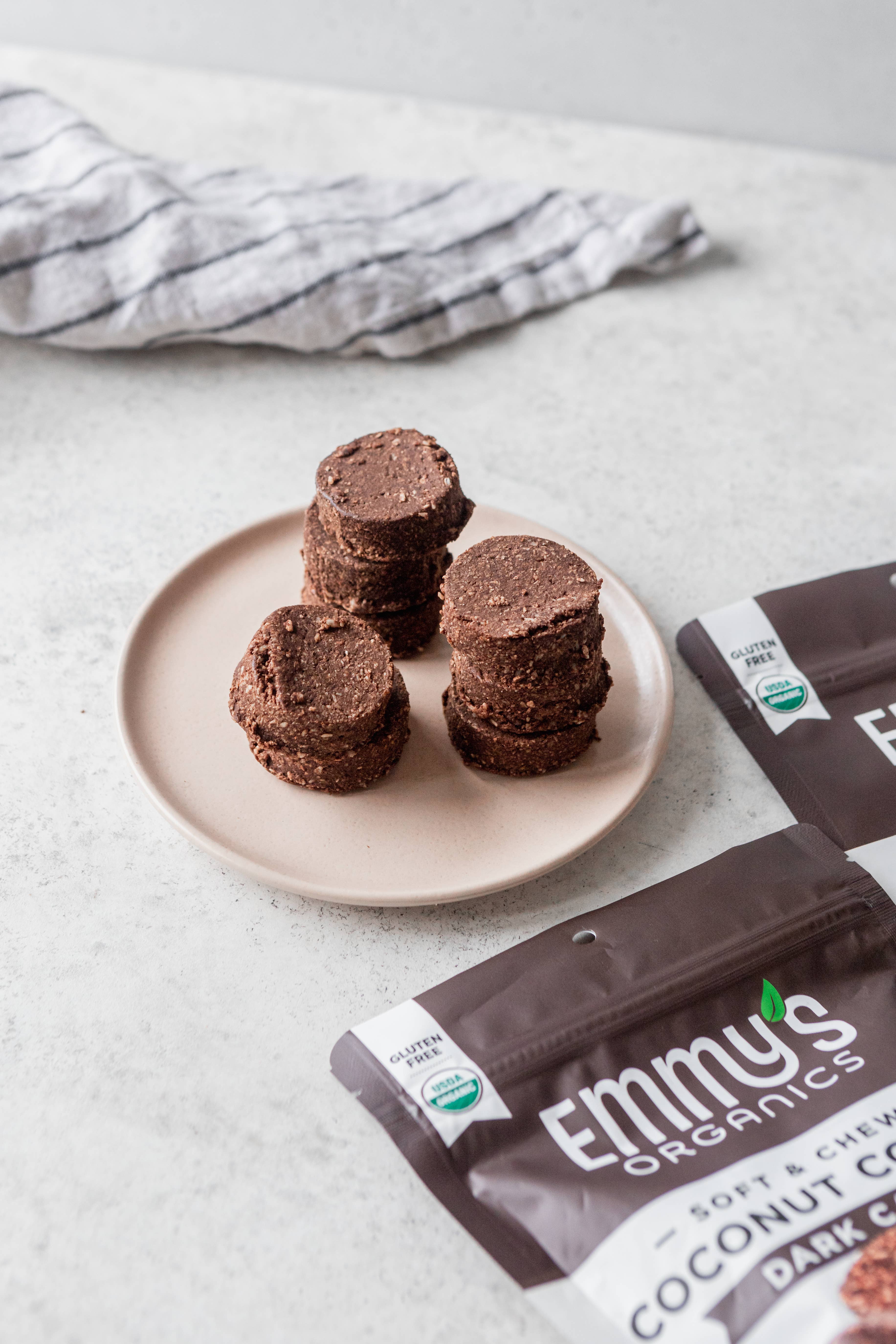 Emmy's Organics - Wholesale Cookie - Dark Cacao Coconut Cookies 6oz Master Case (32 units)5