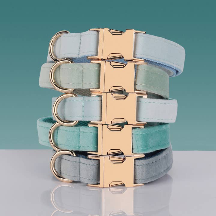 Insta-Chic Pet Collar for Medium Dogs_CWMM7076 and other Purchase Wholesale designer dog collar. Free Returns & Net 60 Terms on Faire trending on Faire.