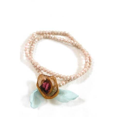 Bracciale Doppio Fiore di Cristallo in Taupe Chiaro -La Collezione Classica- B1-1017 per la vendita all'ingrosso da parte di LIZOU