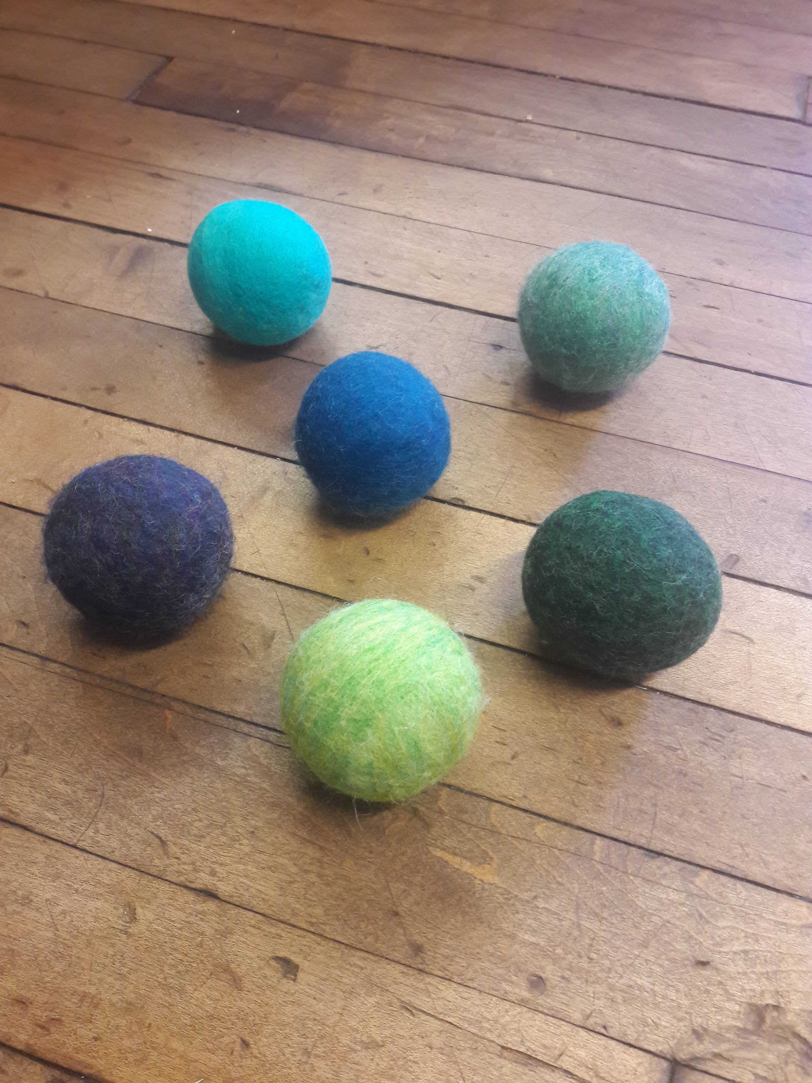 Bog Berry Dryer Balls - Wholesale Dryer Balls - Trees and Seas - Set of 6 Wool Dryer Balls zero waste10