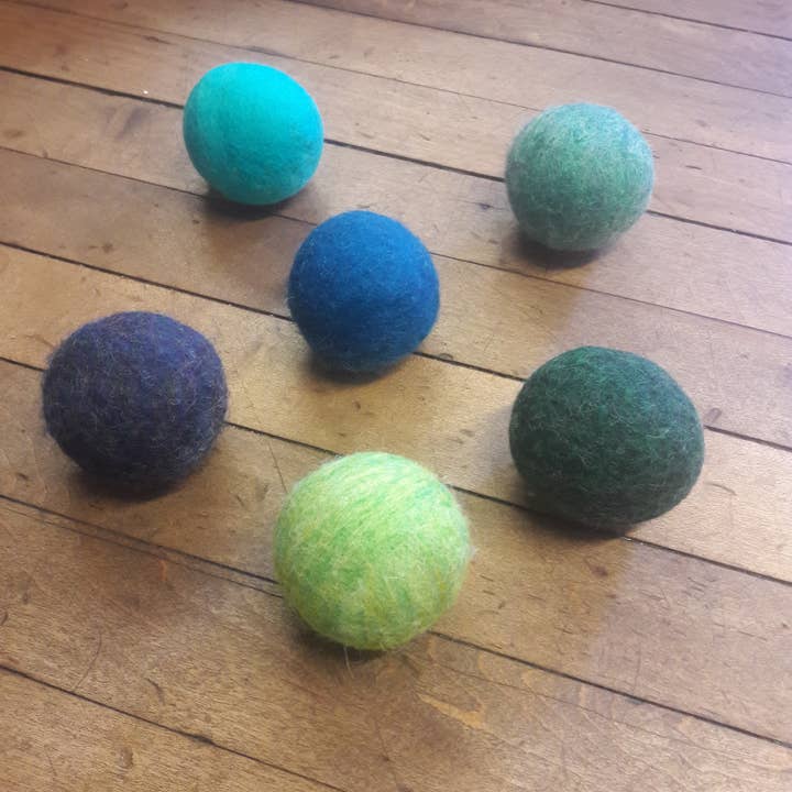 Bog Berry Dryer Balls - Wholesale Dryer Balls - Trees and Seas - Set of 6 Wool Dryer Balls zero waste10
