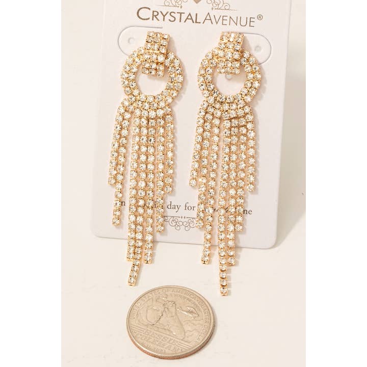 The Looks by Fame Accessories - Vendita all'ingrosso Orecchini pendenti - Orecchini pendenti con nappine e strass pavé