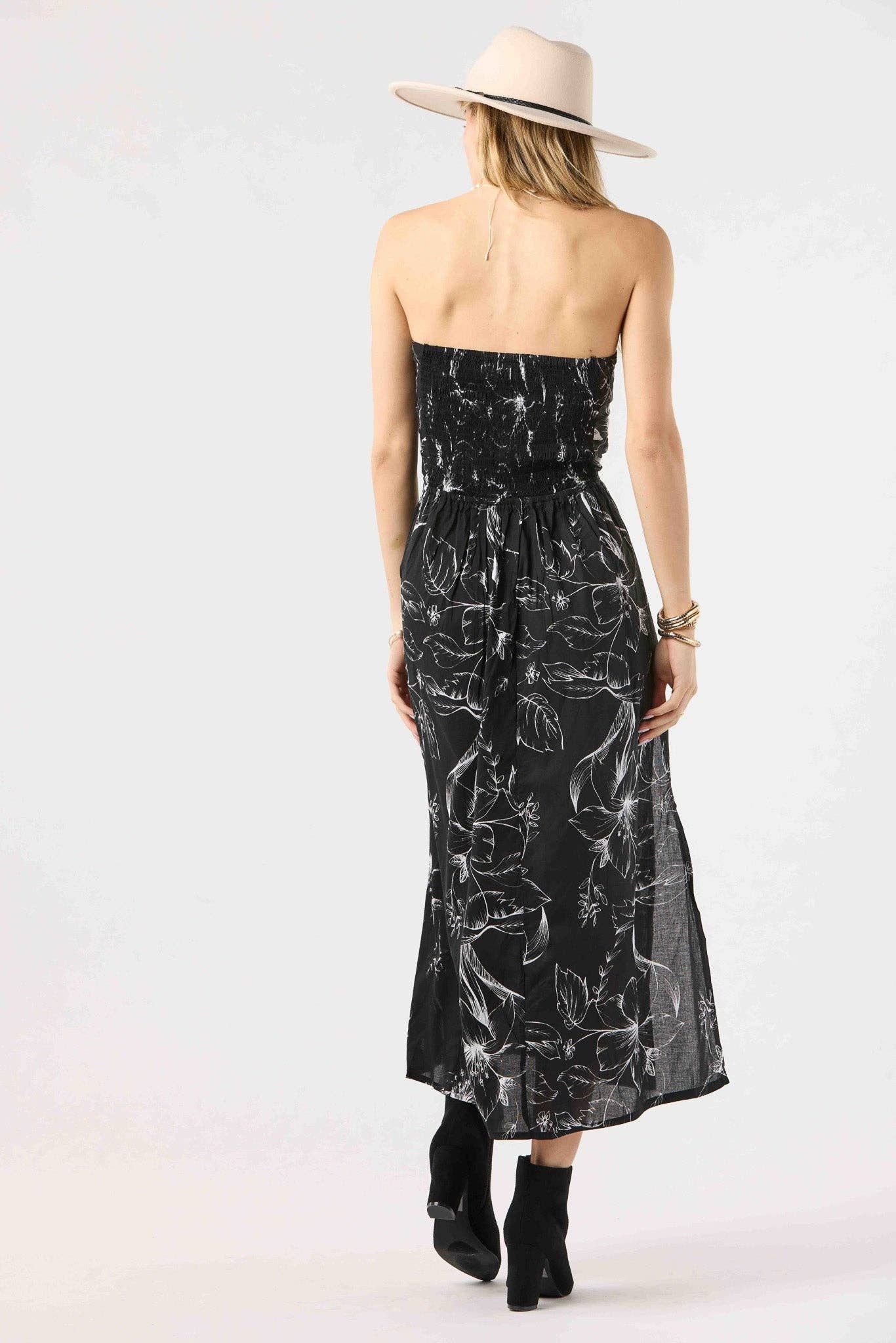 Hana Black Maui Maxi Dress for wholesale on Faire1