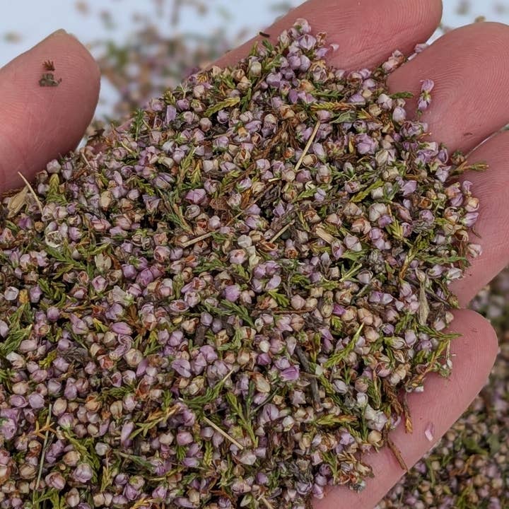 Daisy Gifts Ltd – wholesale Confetti – Natural Heather Wedding Confetti 250g - Dried Flower Buds