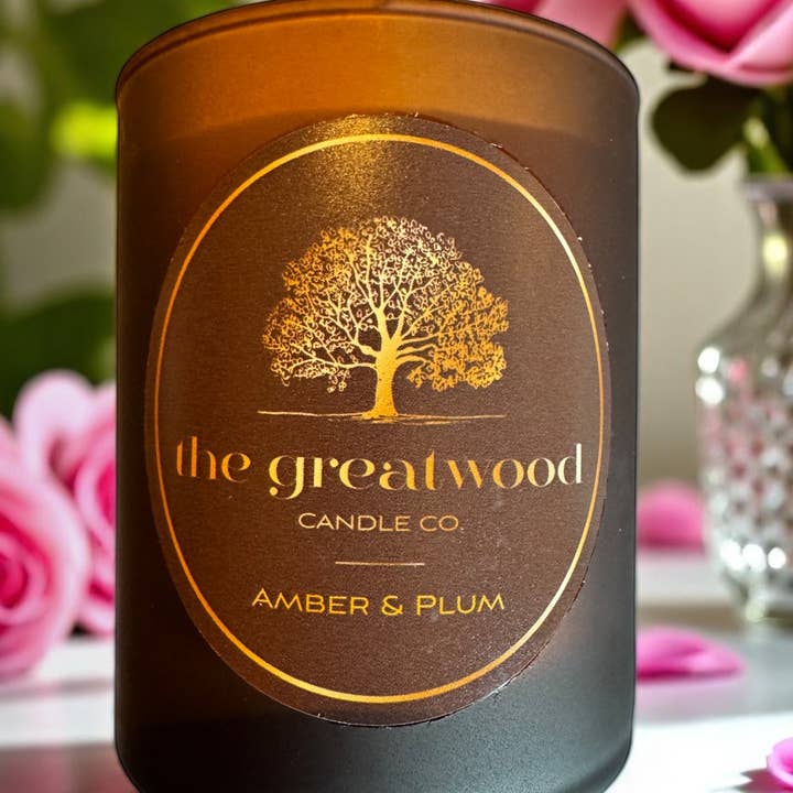 Amber & Plum Candle 30 cl for wholesale by The Greatwood Candle Co.
