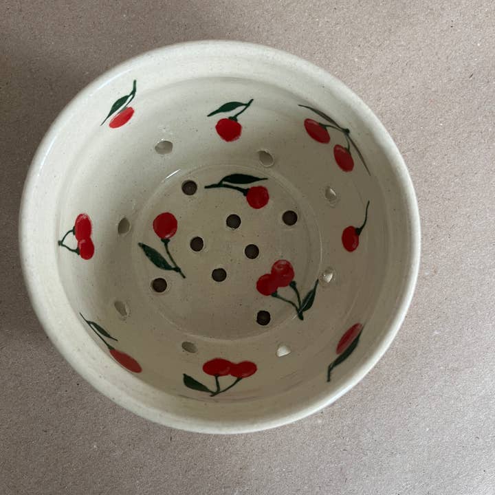 Ninth House Goods - Wholesale Colander - Cherries Berry Bowl Colander2