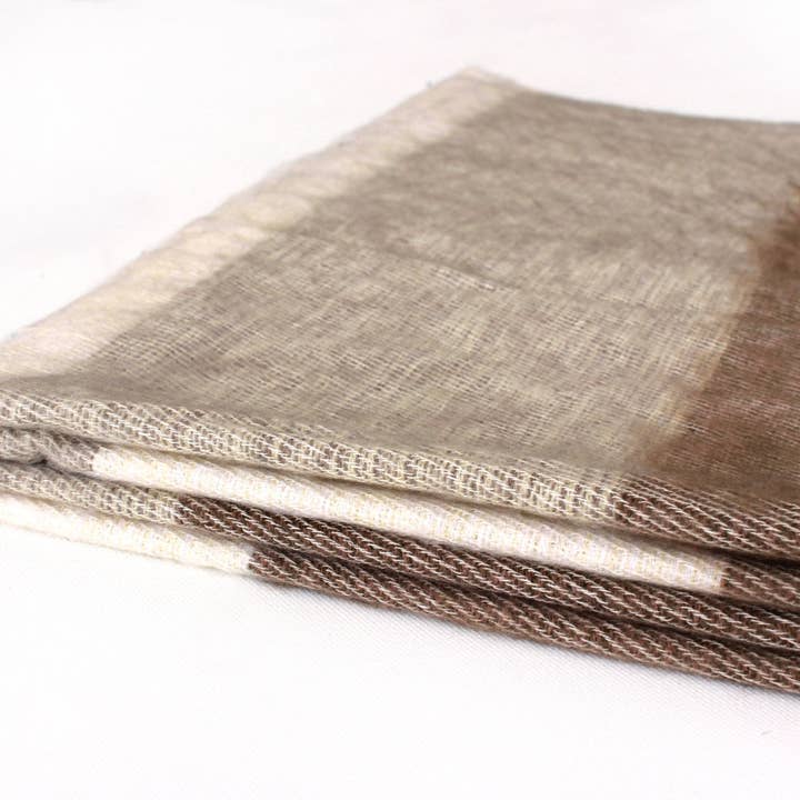 WeeSkins Holland - Wholesale Scarf - Women's - Pure Nepal Shawls & Wraps3