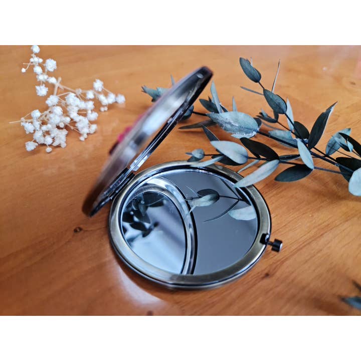 Quince Fables – Großhandel Taschenspiegel – Florales besticktes Kompaktspiegel, Kollektion Sophia ✅7