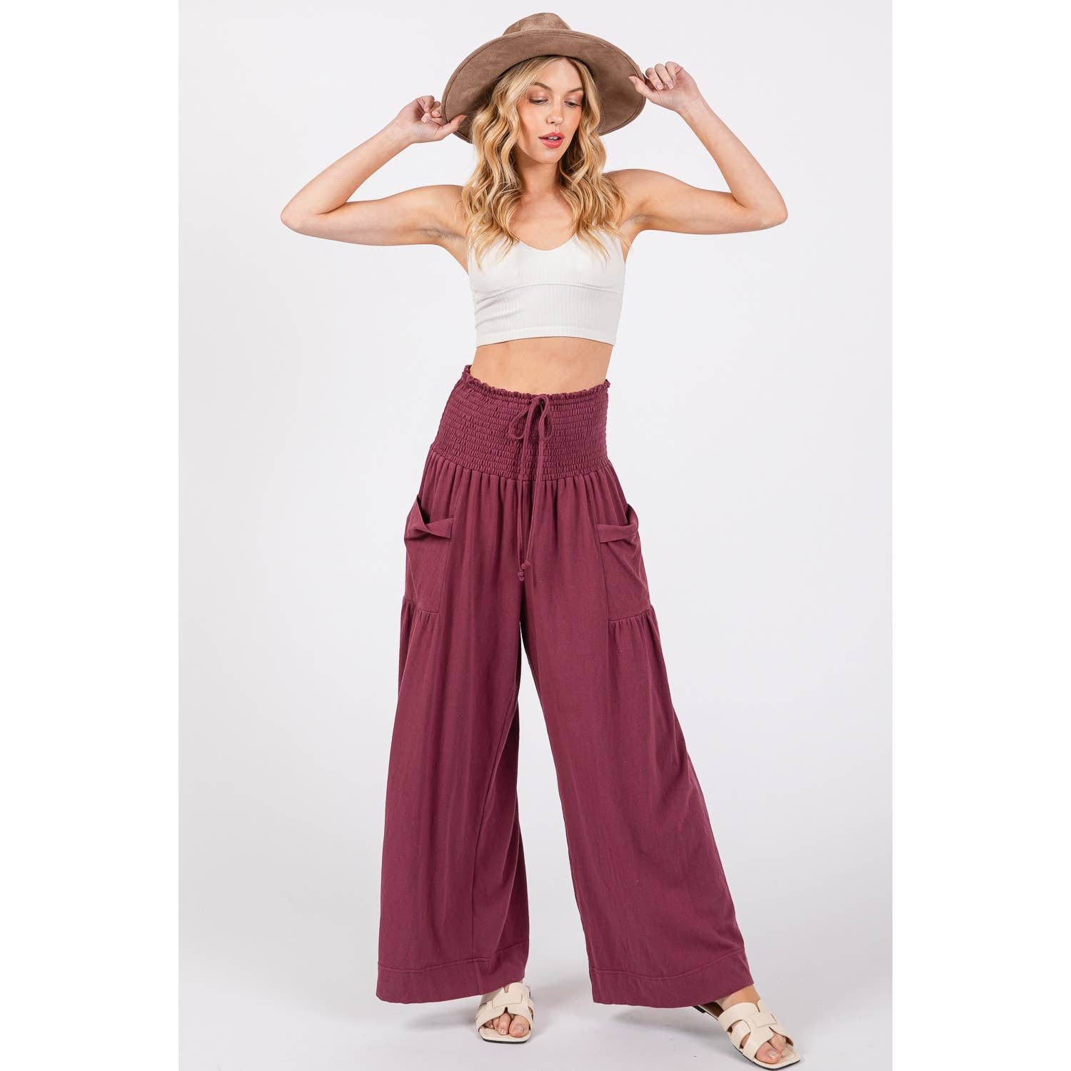 Sage + Fig - Wholesale Pants - Women's - RELAXED WIDE-LEG SMOCKED PANTS (SP7105)13