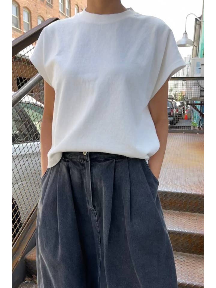 Le Bon Shoppe - Wholesale T-Shirt - Women's - Jeanne Tee (2XS-2ML)56