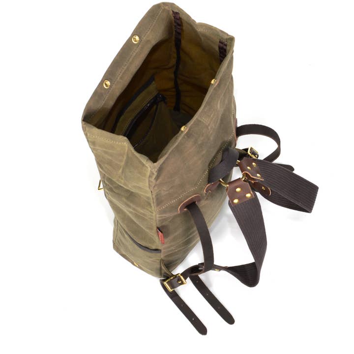 Frost River - Wholesale Backpack – Unisex - Arrowhead Trail Rolltop Pack4