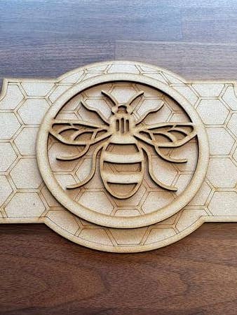 Honeycomb Plaque with Bee circle for wholesale by manchester laser cuts