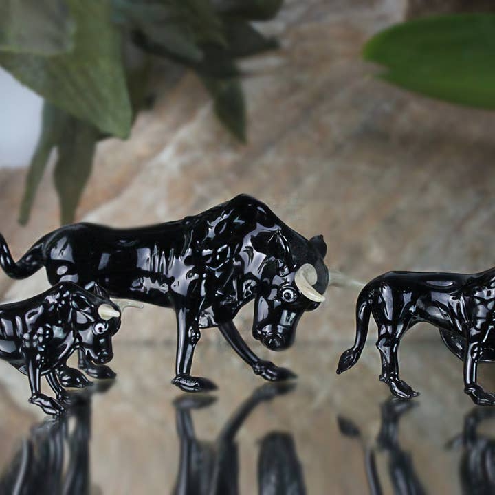 Adamodart - Wholesale Decorative Figurine - murano glass spanish bull sculpture, lampwork bull decor1