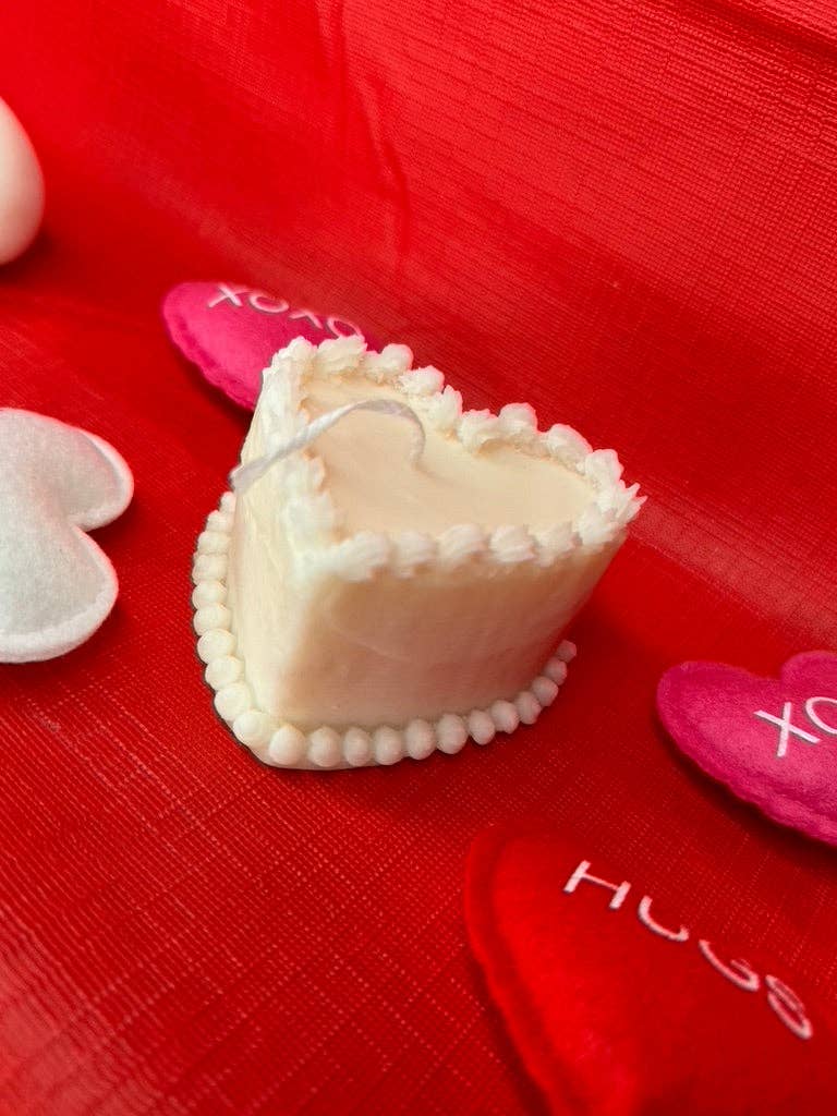 LitwLilit - Wholesale Novelty Candle - Heart shaped cake candle2