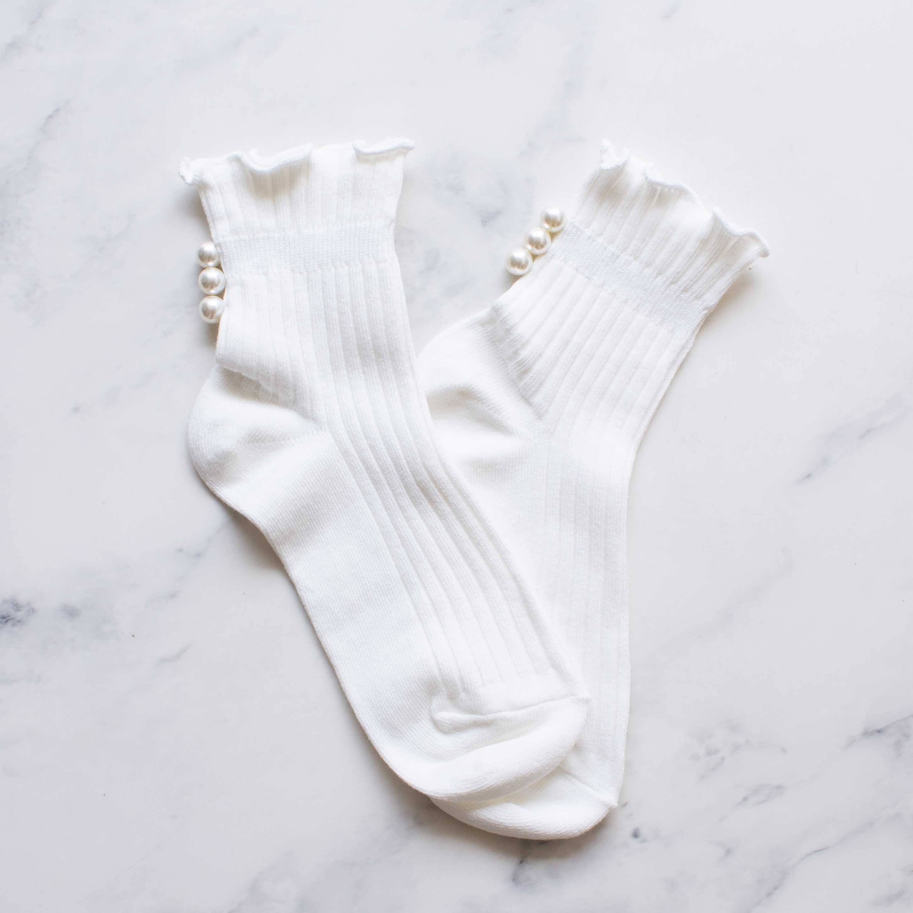 Tiepology - Wholesale Socks - Women's - Women's Love Pearls Socks0