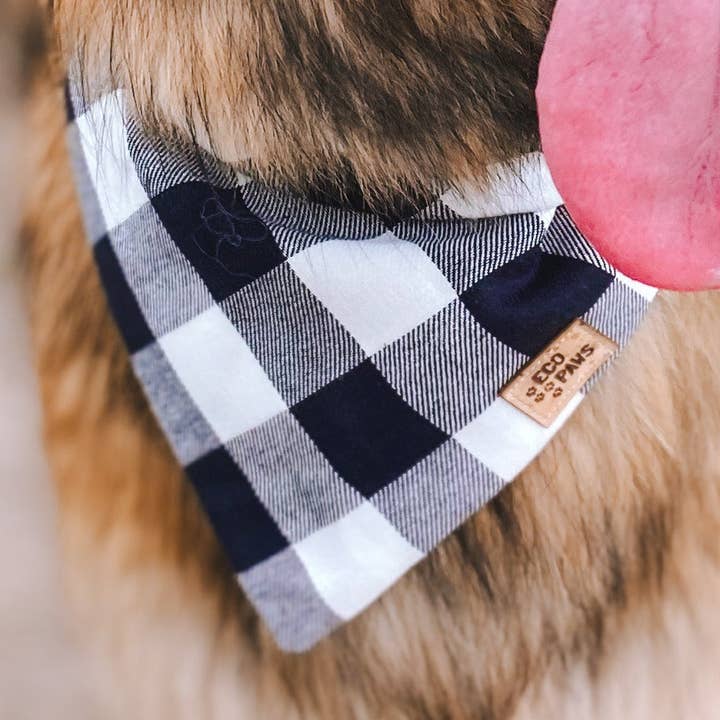 Bandana in bianco e nero per la vendita all'ingrosso da parte di ECO4PAWS