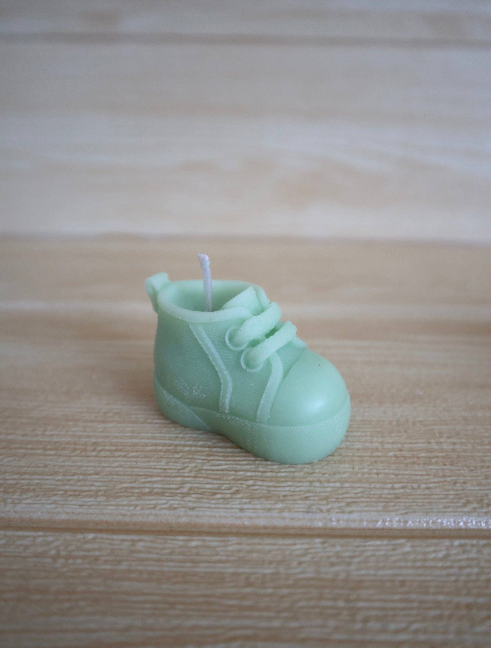 Velas Galbis - Jose Galbis Soler, S.L. – wholesale Prydnadsljus – Doftljus i form av en sko med vegetabiliskt vax, finns i fem olika färger2