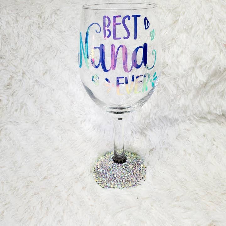 Bedste Nana nogensinde Bling vinglas for engroshandel hos Tots And Tumblers Art