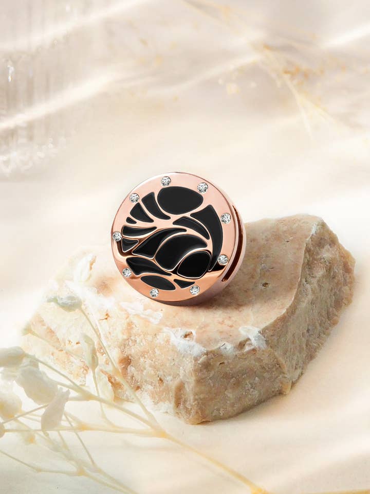 San Felicia Nera pour la vente par Anna Velazia