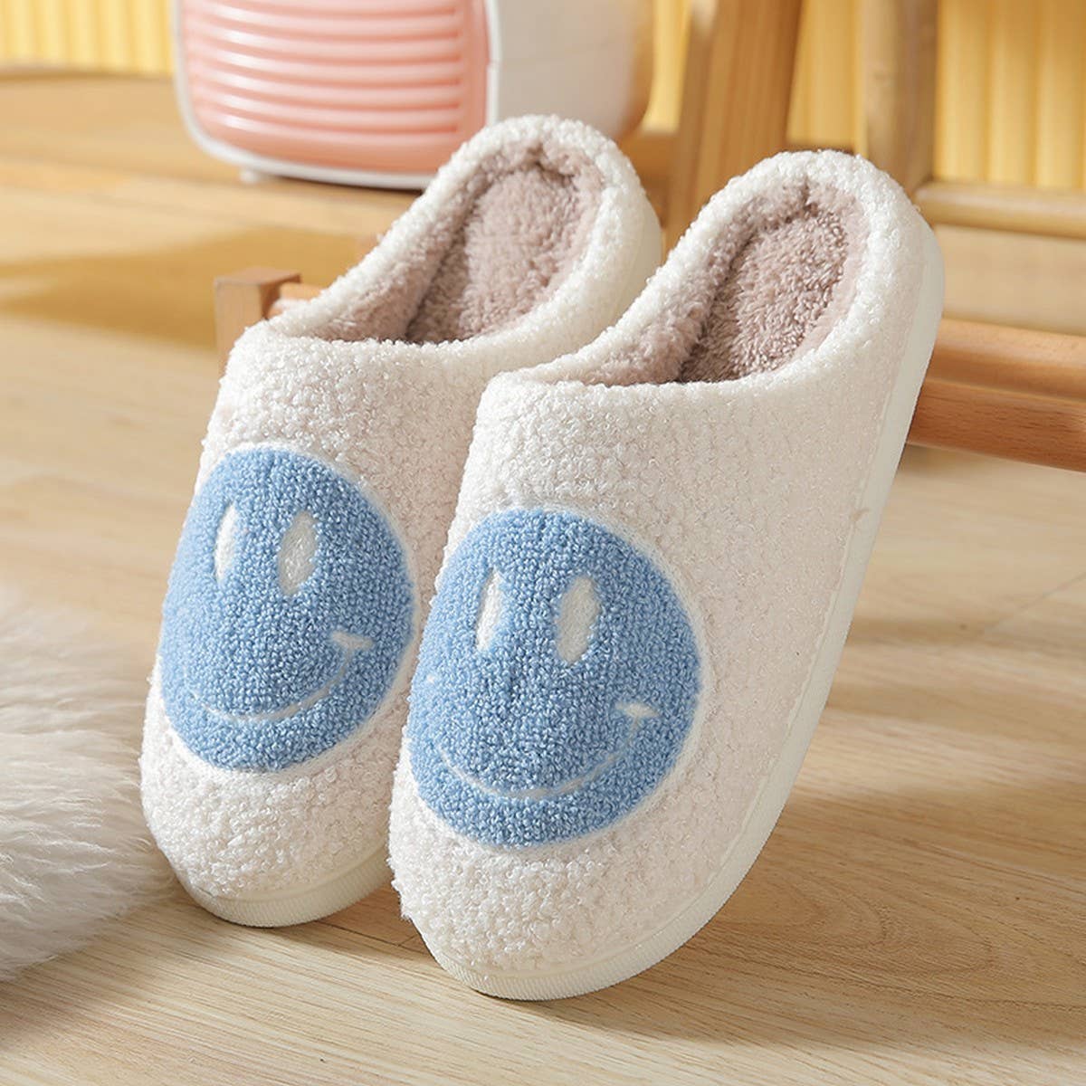 ACCITY - Wholesale Slippers - Women's - Cute Cartoon Smiling Face Fabric Slippers_CWSHS02543