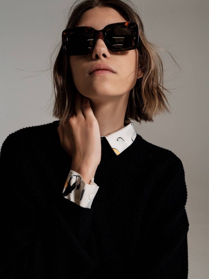 Rechteckige Sonnenbrille in Übergröße aus Schildpatt im Vintage-Stil für den Großhandel von Q2—All Orders:Free Duties for the US,UK,and Canada