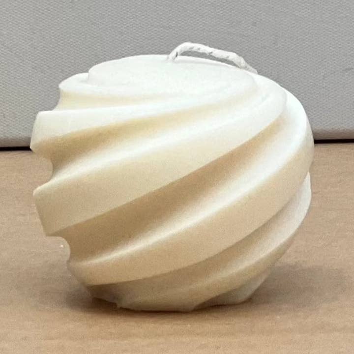 Lou big decorative candle for wholesale by Ticar Design