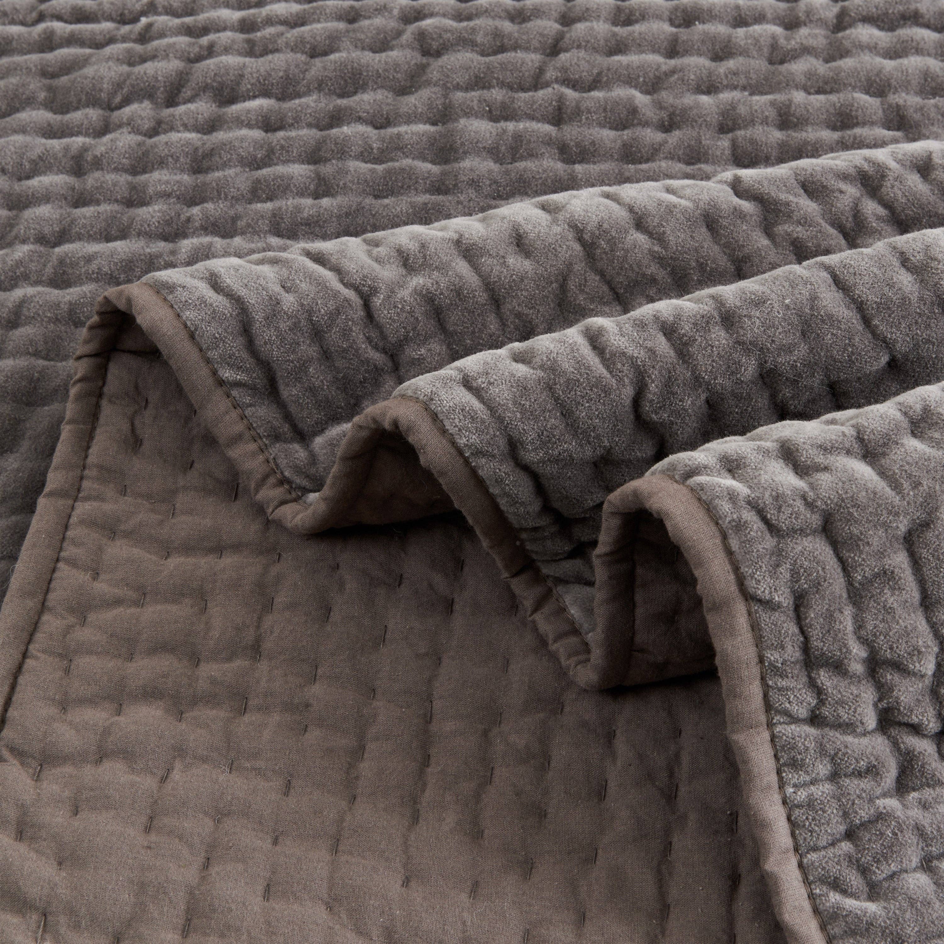 Mélange Home - Wholesale Quilt - Tamara Velvet Quilt Set38