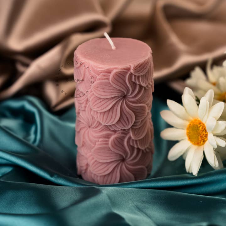 Bright Candles Co. - Wholesale Pillar candle - Flower Pillar5