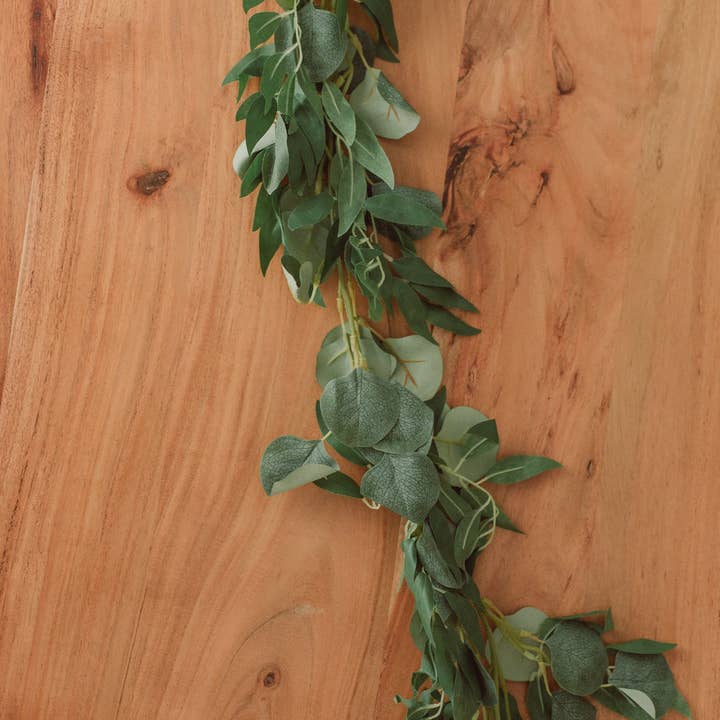 Eucalypt Co. - Wholesale Bunting/Garland - Eucalyptus + Deep Green Willow Garland (artificial)