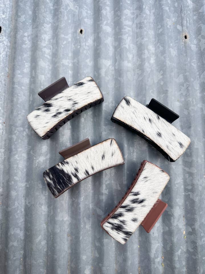 Sort og hvidt hår på skind klipsklo for engroshandel hos Diamond Horseshoe Trading Co