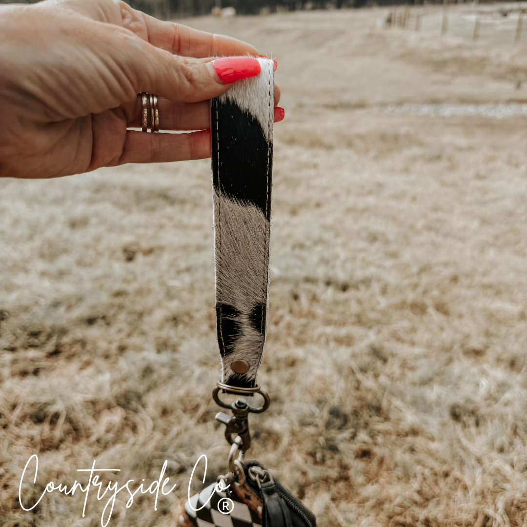 Texas Western Cowhide Bags and More - Wholesale Wallet - Women's - The Sidekick Checkered Mini Wallet Keychain2