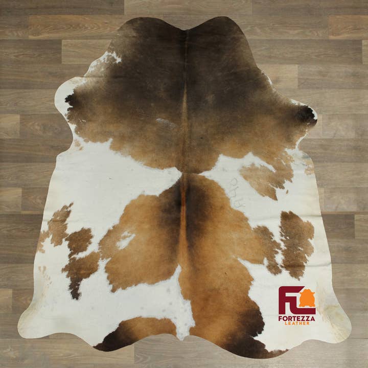 Exotisk kohudsmatta (Storlek 6'3'' x 6'0'') A078 för wholesale av Fortezza Leather