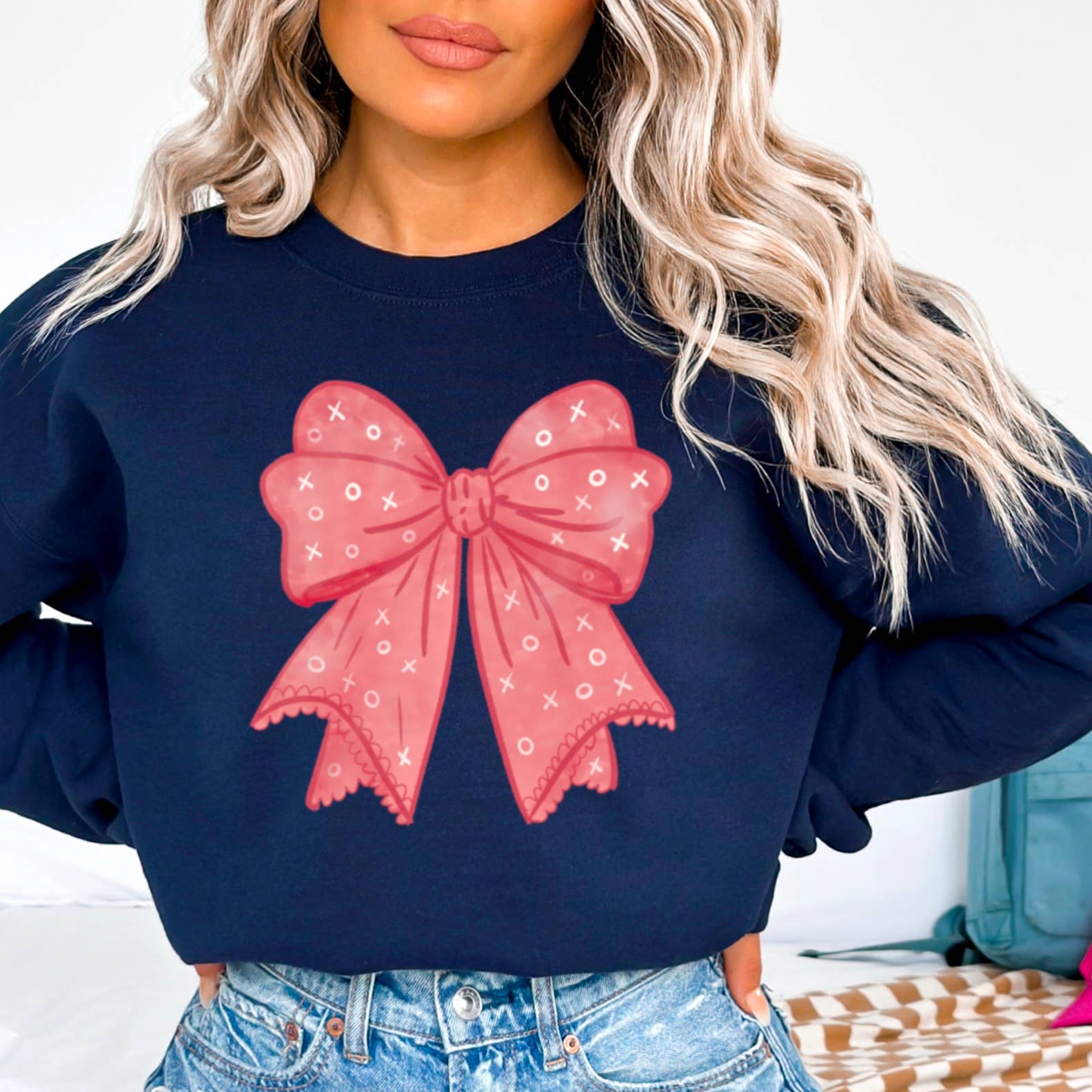 Shoppe SHC – wholesale Sweatshirt med tryck - Dam – XOXO Coquette Bow Sweatshirt | Tryckt Sweatshirt11