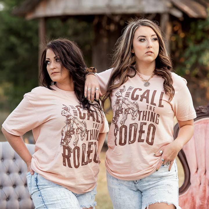 Camiseta con gráfico «And They Call The Thing» para venta al por mayor de Windmill Gypsy Wholesale