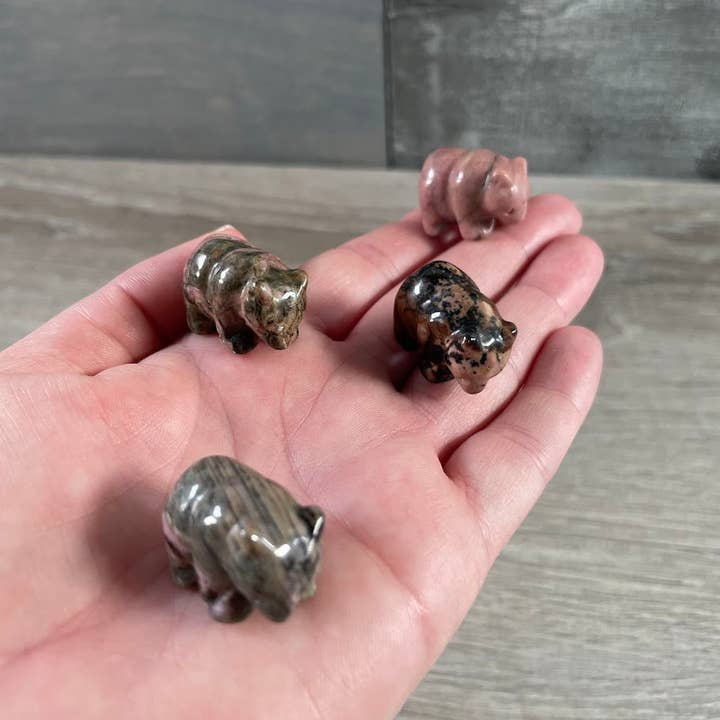 Keystone Crystals - Vente Figurine décorative - Petite figurine d'ours en pierre précieuse sculptée – Totem animal en cristal13