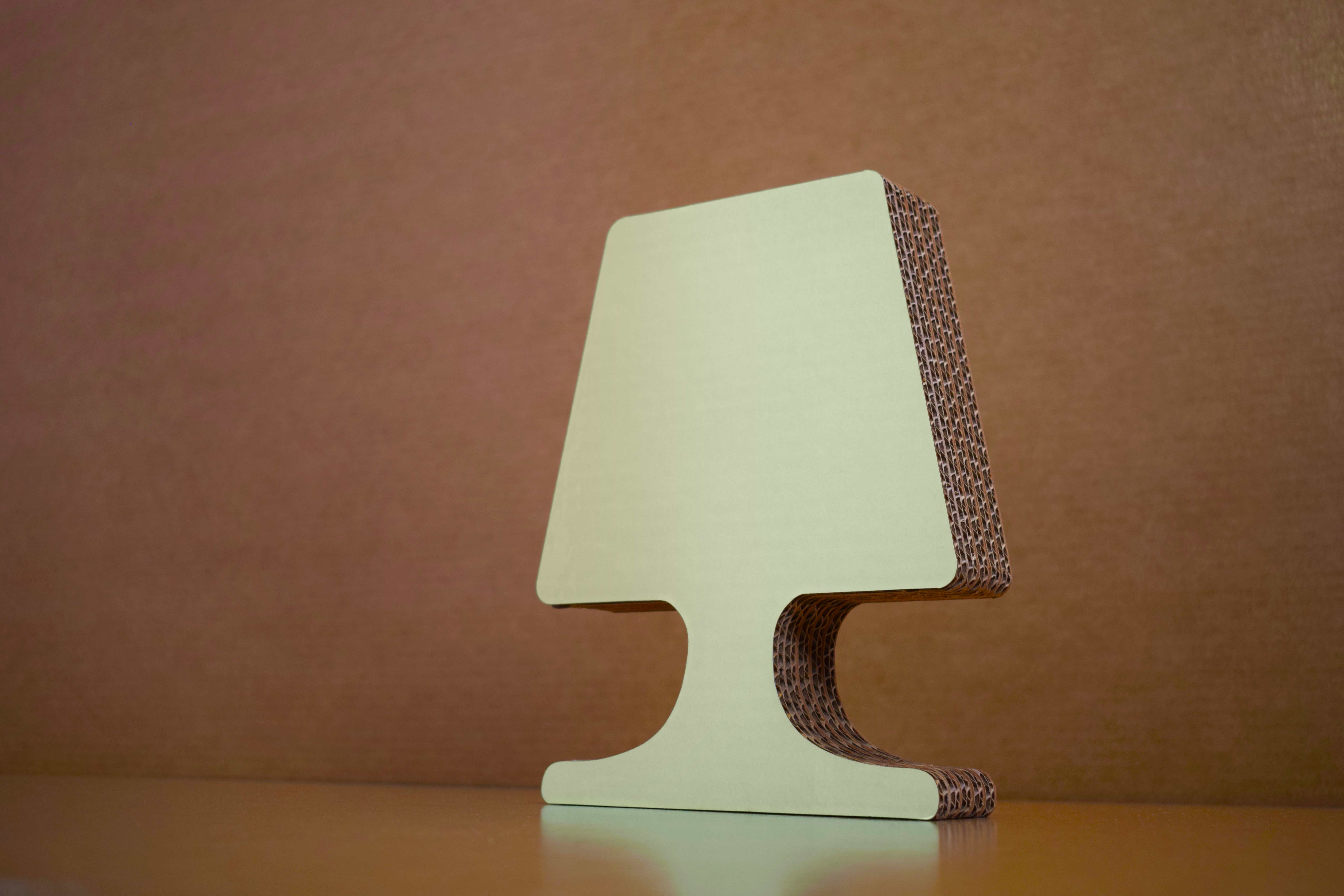 Cartonmanía - Wholesale Accent/Desk Lamp - Luminescent Remover Lamp Shape2