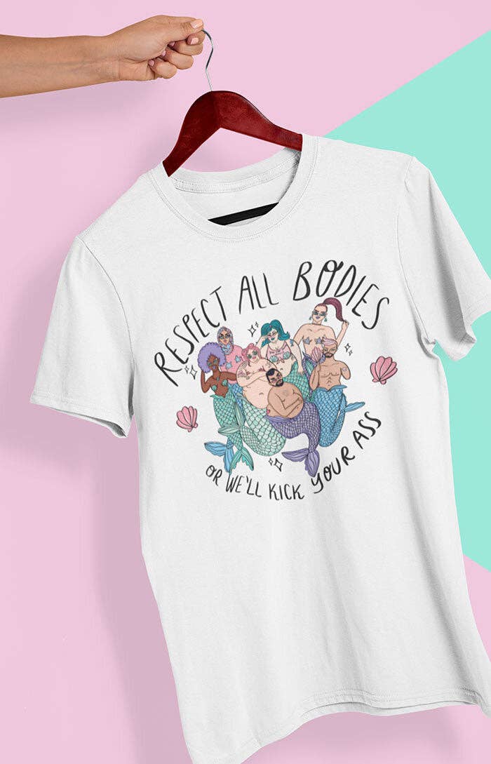 Chiaralascura – wholesale T-shirts med screentryck – Dam – Unisex t-shirt i ekologisk bomull med Body Positive sjöjungfruar27