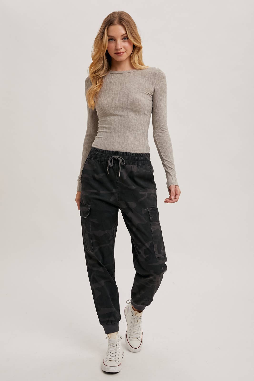 Bluivy – Calças - Mulher por atacado – CALÇAS CAMO CARGO JOGGER6