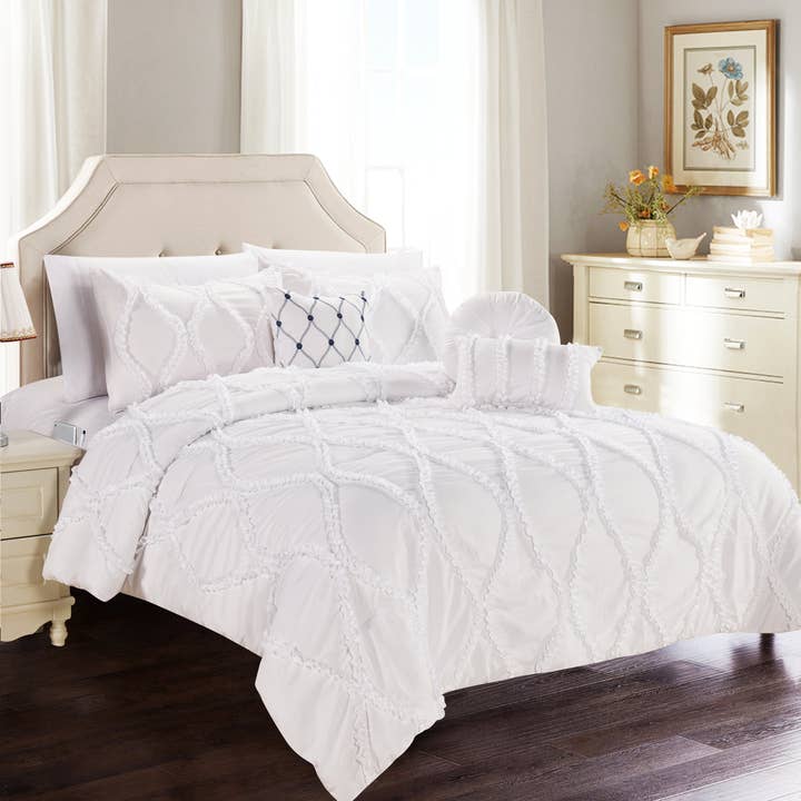 Elegant Comfort - Wholesale Bedding Set - Elegant Comfort 10-Piece Infinity Design Comforter Set - Includes 4-Piece Sheet Set with Double Sided Storage Pockets1