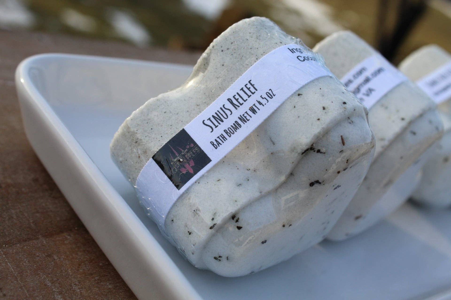 Wicked Bubbles LLC - Wholesale Bath Bomb/Fizz - Heart Bath bomb - 4.5 oz - Sinus relief5