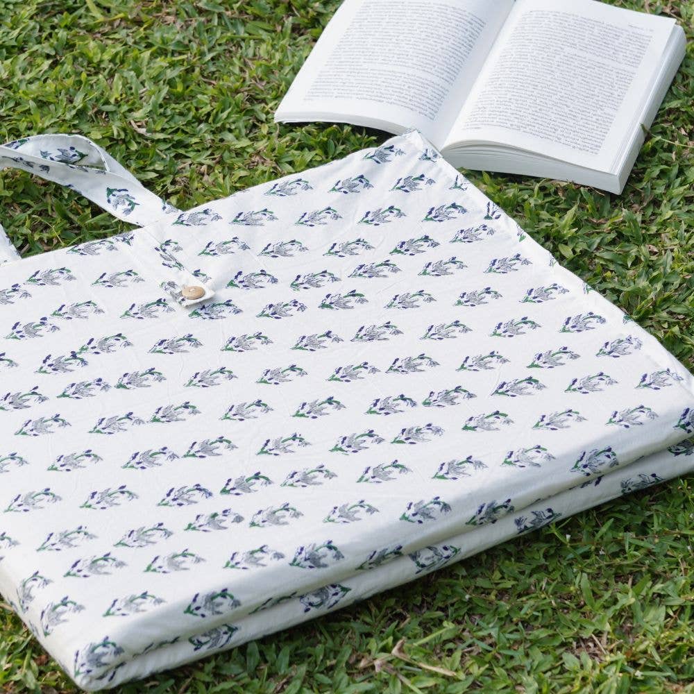 Craftpair – wholesale Travel blanket – Grey Leaf Block Printed Mini Picnic Mattress With Handles - No Tariffs6