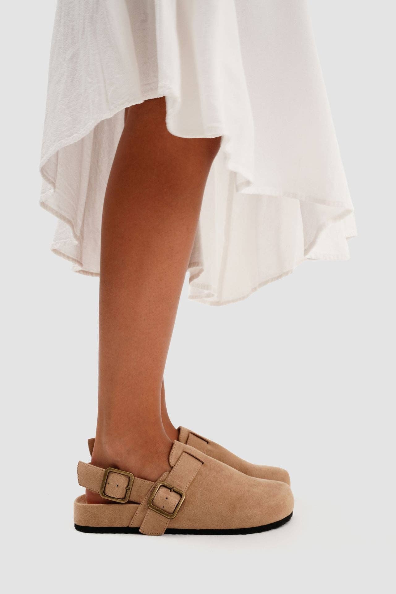 Paez - Wholesale Clogs - Women's - CLOG VEGAN SUEDE SAND4