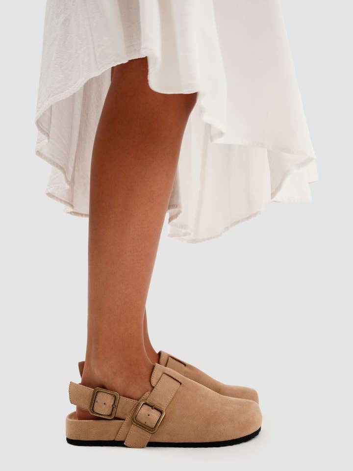 Paez - Wholesale Clogs - Women's - CLOG VEGAN SUEDE SAND4