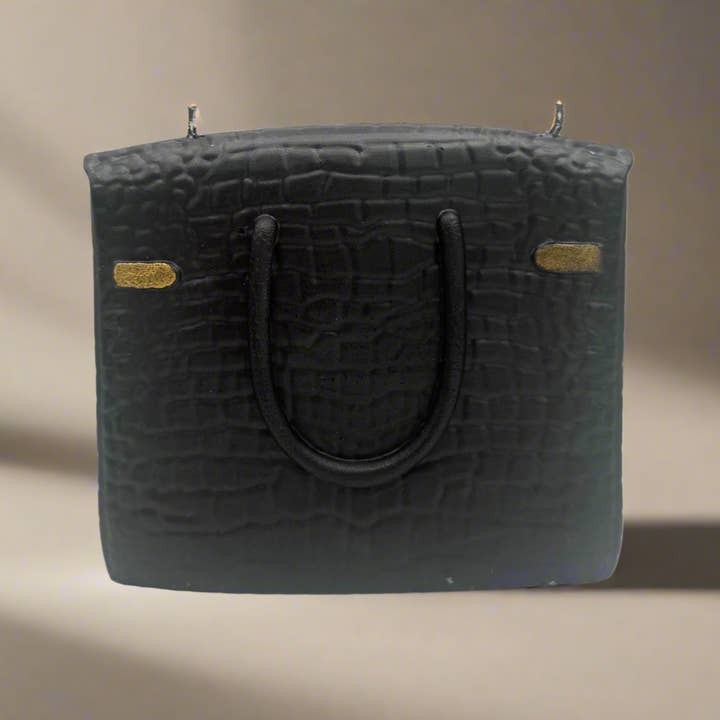 AromaLisa - Wholesale Pillar Candle - The Iconic Collection Candles  Purse5