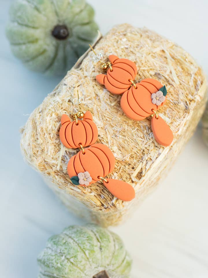 Cat Pumpkin Dangles for wholesale by EJ Clay Co