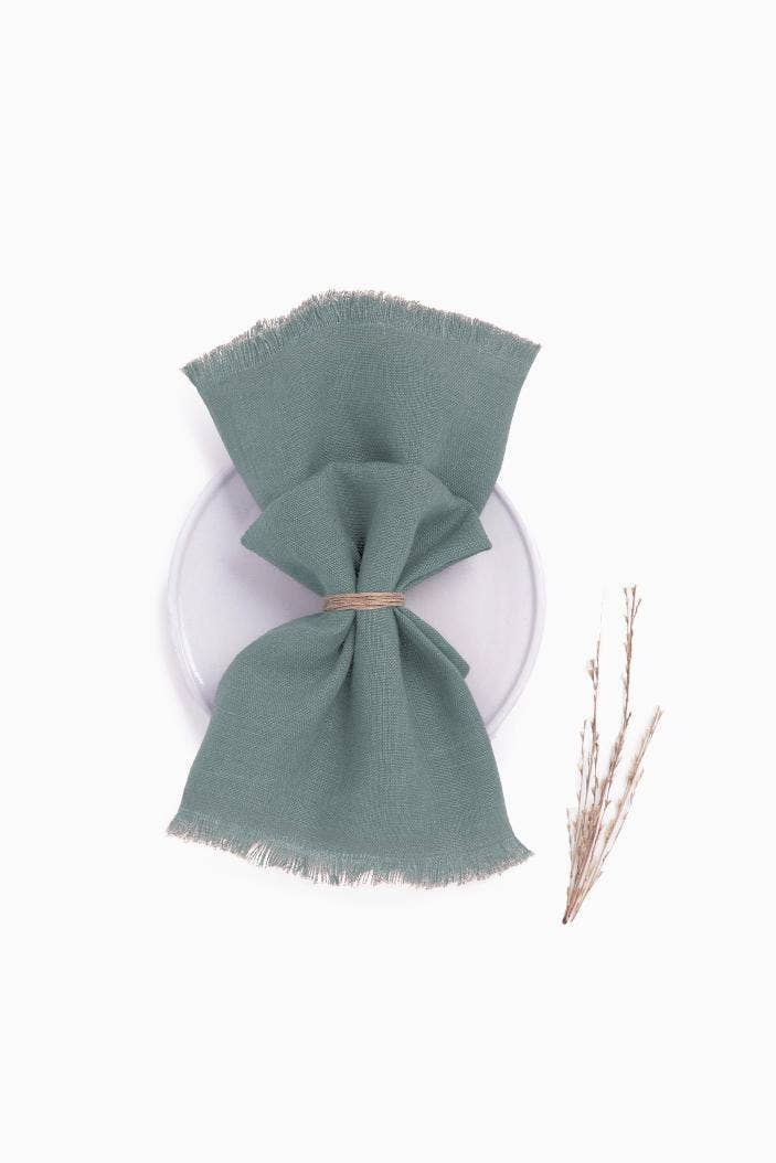 Live Linen - Wholesale Tablecloth - Minimalist Linen Napkin – Fringe Detail8