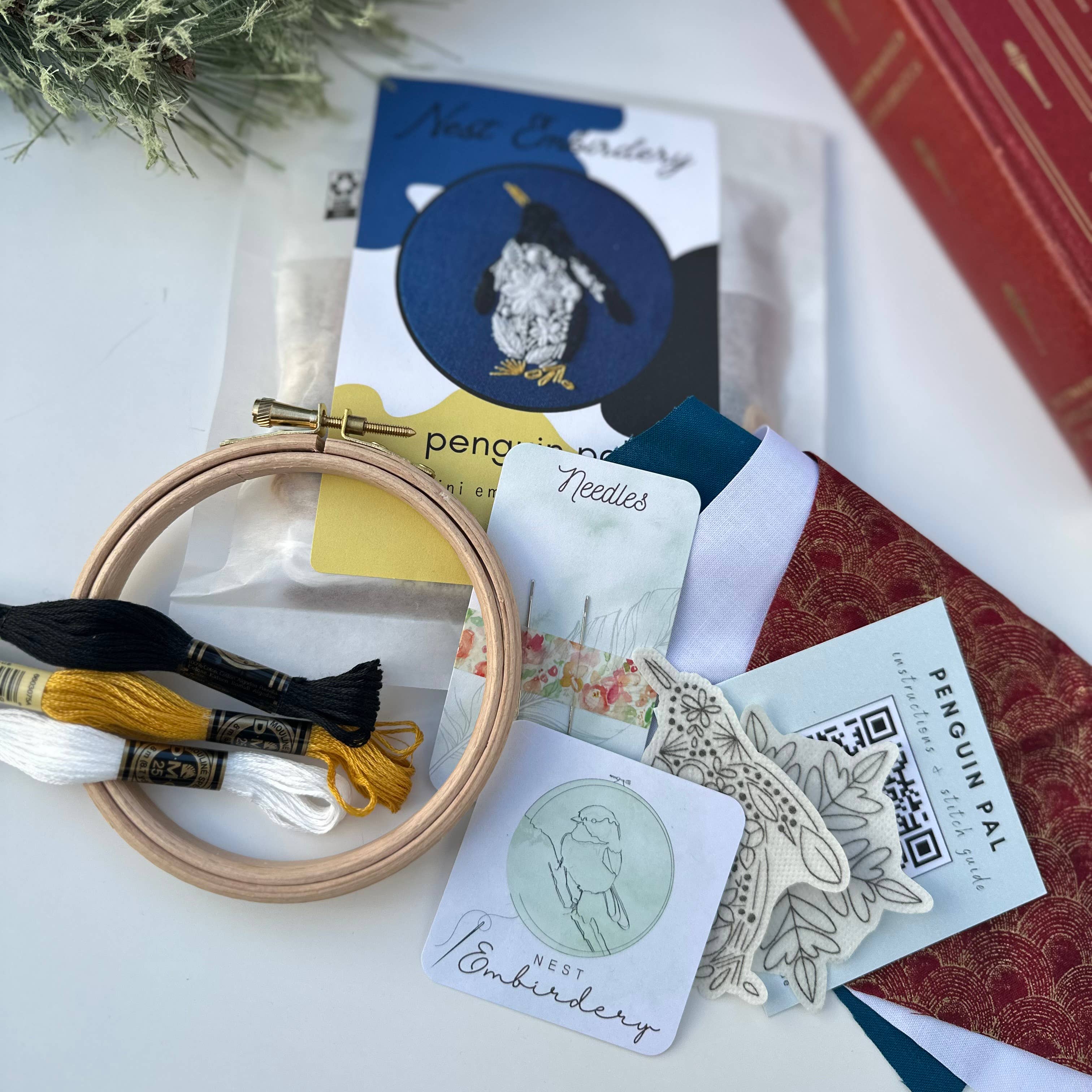 Nest Embirdery - Wholesale Embroidery/Cross Stitch Supplies - Penguin Pal Mini Kit4