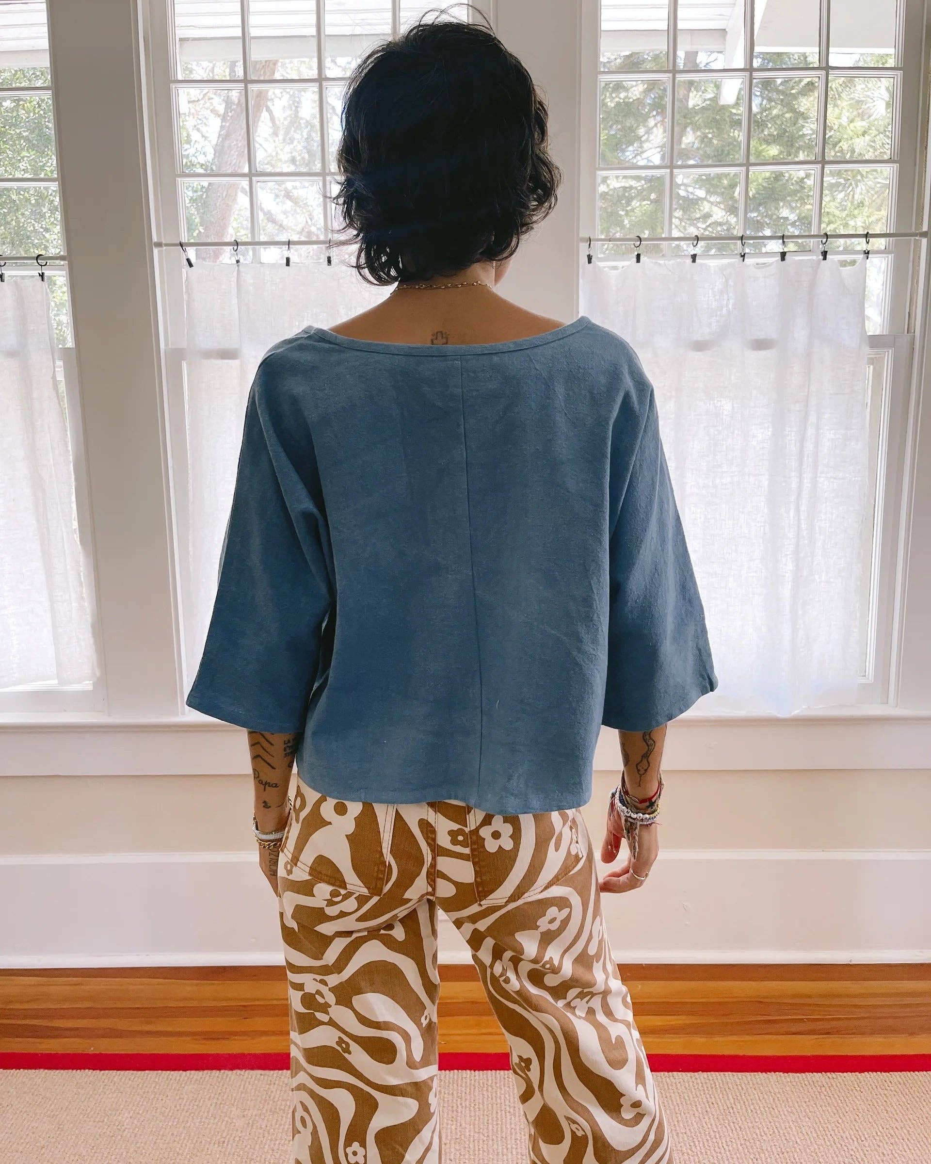 PO-EM – Großhandel Bluse – Damen – Die Maker Top Bluse aus handgewebter indigoblauer Baumwolle4