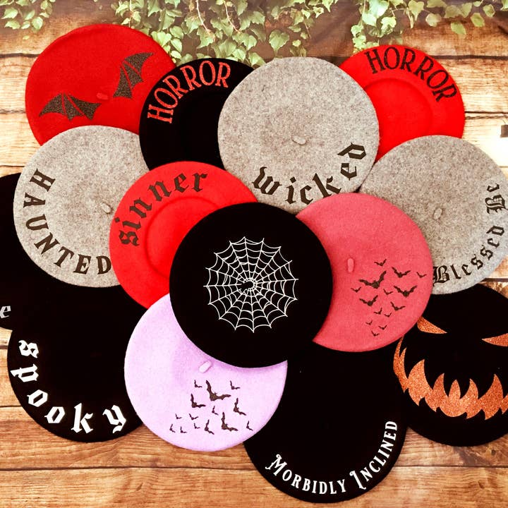 Witchwood Bags - Vendita all'ingrosso Basco - Donna - Berretto vegano - HORROR3