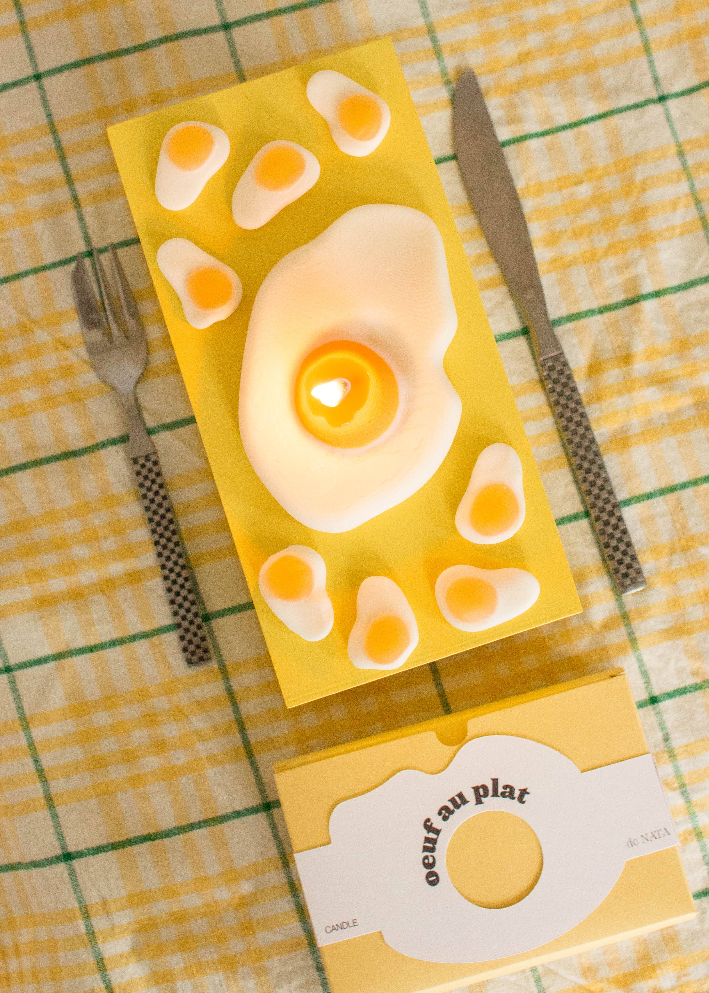 Nata Concept Store – wholesale Novelty candle – Oeuf au Plat / Fried Egg Candle7